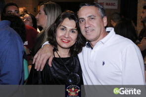 Confiram as fotos do show do Raça Negra