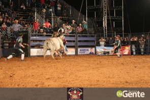 Abertura do Dourados Rodeio Festival foi um sucesso. Confira os Clicks