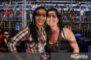 Abertura do Dourados Rodeio Festival foi um sucesso. Confira os Clicks