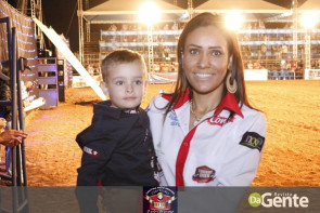 Abertura do Dourados Rodeio Festival foi um sucesso. Confira os Clicks