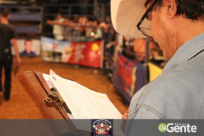 Abertura do Dourados Rodeio Festival foi um sucesso. Confira os Clicks