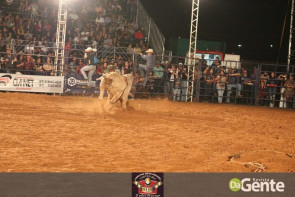 Abertura do Dourados Rodeio Festival foi um sucesso. Confira os Clicks