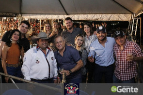 Abertura do Dourados Rodeio Festival foi um sucesso. Confira os Clicks