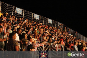 Abertura do Dourados Rodeio Festival foi um sucesso. Confira os Clicks