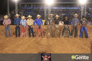 Veja os clicks da última  noite do Dourados Rodeio Festival