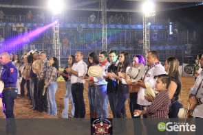 Veja os clicks da última  noite do Dourados Rodeio Festival