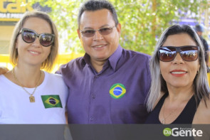 Confiram as fotos do Desfile Cívico de Dourados