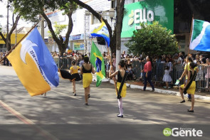 Confiram as fotos do Desfile Cívico de Dourados