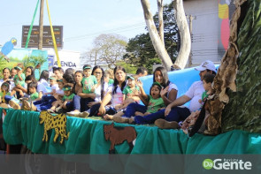 Confiram as fotos do Desfile Cívico de Dourados