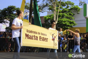 Confiram as fotos do Desfile Cívico de Dourados