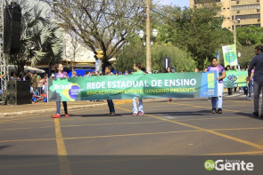 Confiram as fotos do Desfile Cívico de Dourados