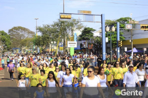 Confiram as fotos do Desfile Cívico de Dourados