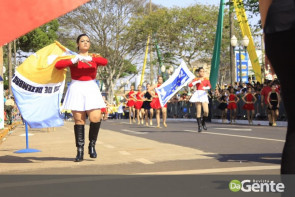 Confiram as fotos do Desfile Cívico de Dourados