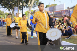 Confiram as fotos do Desfile Cívico de Dourados
