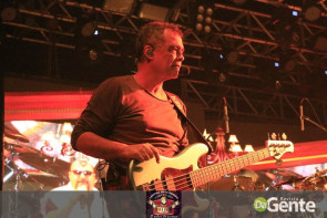 Confiram os clicks do show do Roupa Nova