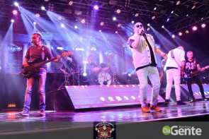 Confiram os clicks do show do Roupa Nova