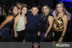 Confiram os clicks do show do Roupa Nova