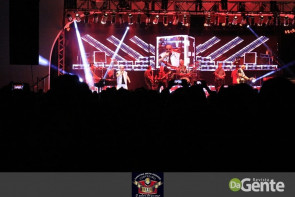 Confiram os clicks do show do Roupa Nova