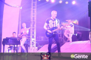 Confiram os clicks do show do Roupa Nova