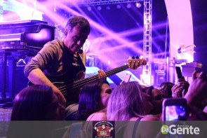 Confiram os clicks do show do Roupa Nova