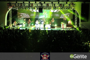 Confiram os clicks do show do Roupa Nova