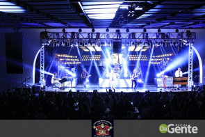 Confiram os clicks do show do Roupa Nova