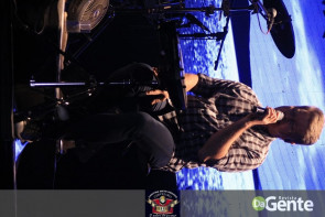 Confiram os clicks do show do Roupa Nova