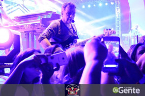 Confiram os clicks do show do Roupa Nova