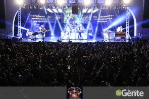 Confiram os clicks do show do Roupa Nova