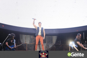 Você foi ao show do Luan Santana em Dourados? Confiram os Clicks agora mesmo