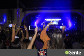 Você foi ao show do Luan Santana em Dourados? Confiram os Clicks agora mesmo