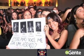 Você foi ao show do Luan Santana em Dourados? Confiram os Clicks agora mesmo