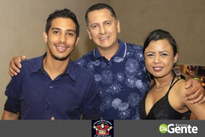 Você foi ao show do Luan Santana em Dourados? Confiram os Clicks agora mesmo