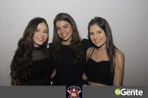 Você foi ao show do Luan Santana em Dourados? Confiram os Clicks agora mesmo