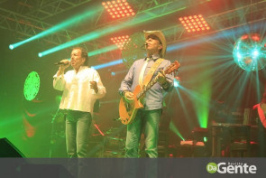 Confiram os clicks do show do  Chrystian e Ralf