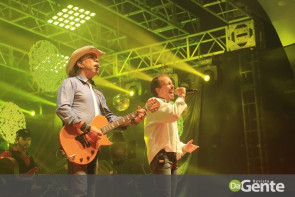 Confiram os clicks do show do  Chrystian e Ralf