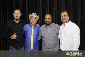 Confiram os clicks do show do  Chrystian e Ralf