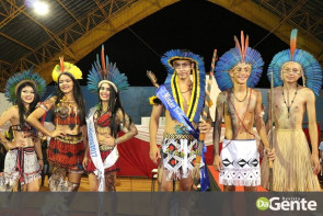 Confiram as fotos do Miss e Mister Indígena 2017