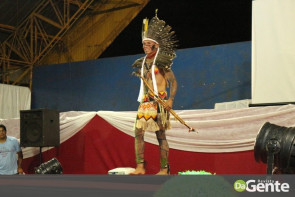 Confiram as fotos do Miss e Mister Indígena 2017