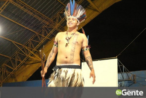 Confiram as fotos do Miss e Mister Indígena 2017