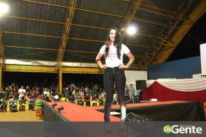 Confiram as fotos do Miss e Mister Indígena 2017