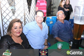 Confiram as fotos da SEXTANEJA no Clube Indaiá