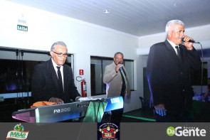 Confiram as fotos da SEXTANEJA no Clube Indaiá