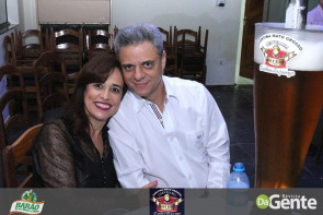 Confiram as fotos da SEXTANEJA no Clube Indaiá