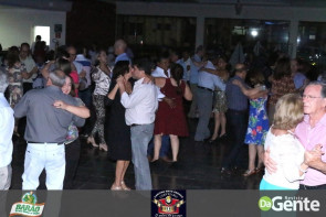 Confiram as fotos da SEXTANEJA no Clube Indaiá