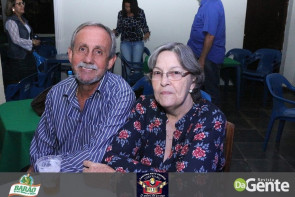 Confiram as fotos da SEXTANEJA no Clube Indaiá