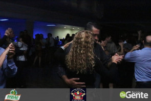 Confiram as fotos da SEXTANEJA no Clube Indaiá