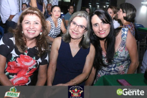 Confiram as fotos da SEXTANEJA no Clube Indaiá