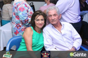 Confiram as fotos da SEXTANEJA no Clube Indaiá