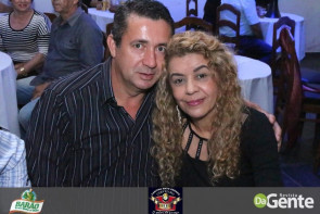 Confiram as fotos da SEXTANEJA no Clube Indaiá